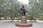 Памятник Батырхану Шокенову